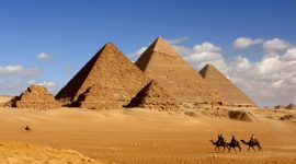 Who built the Giza Pyramids?